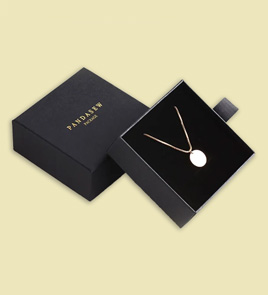 customized necklace lid off box