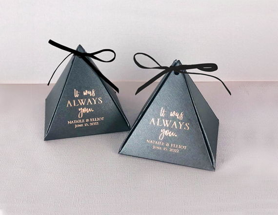 pyramid favor boxes
