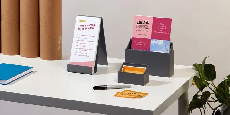 how display boxes provide ease to customers