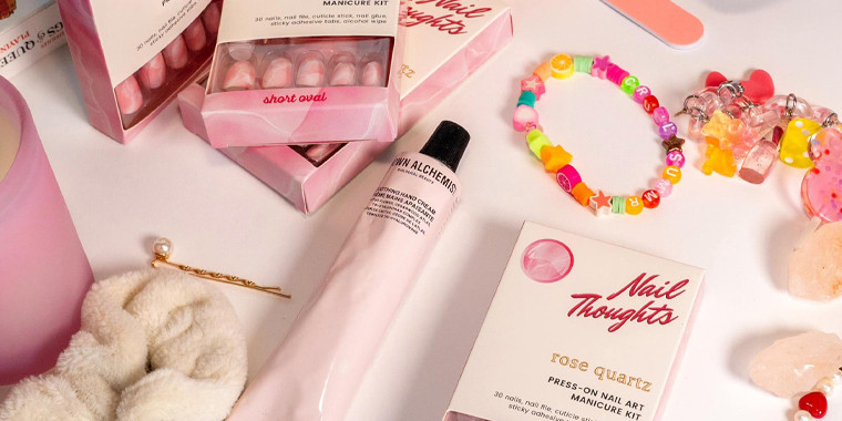 pink display boxes for nails