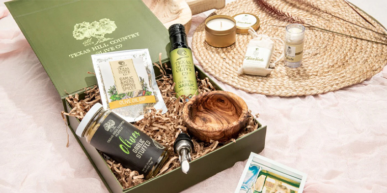 strengthen your brand identity with cbd gift boxes