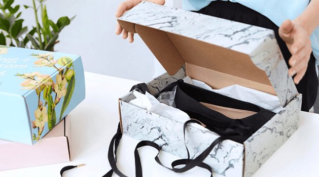 custom apparel boxes