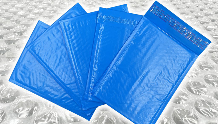 colored poly bubble mailers