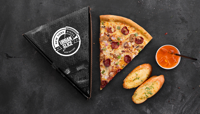 small pizza packaging