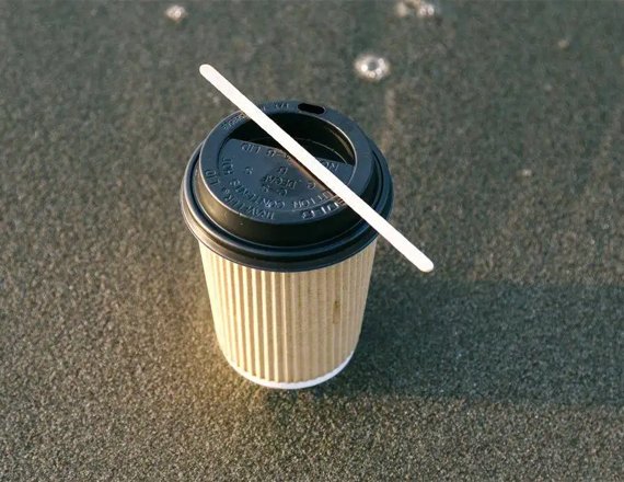 coffee cups with lids