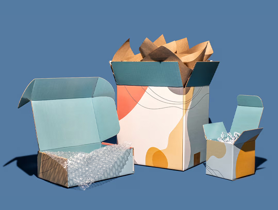 colored mailer packaging boxes