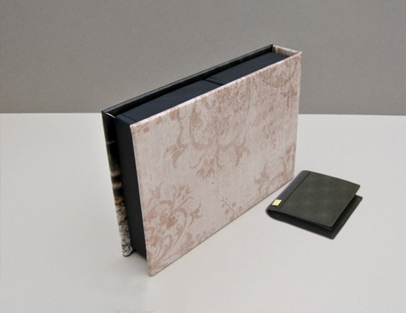 custom wallet packaging