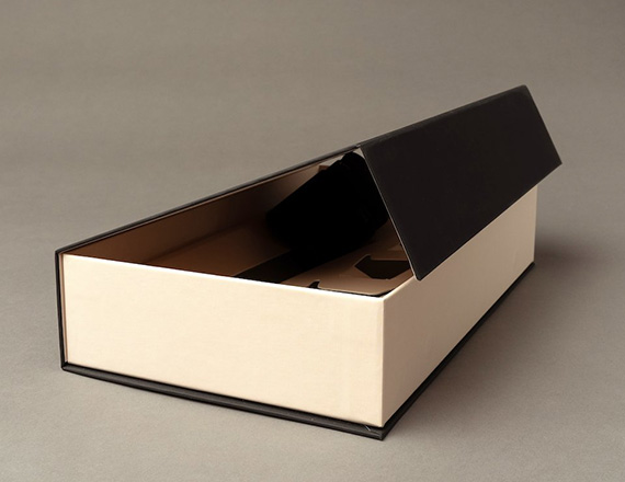 luxury gift box with lid