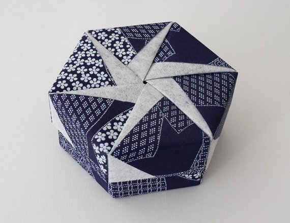 origami gift box with lid