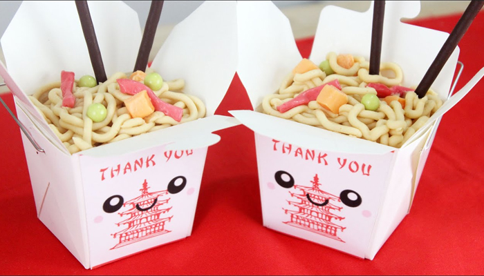 small chinese takeout boxes