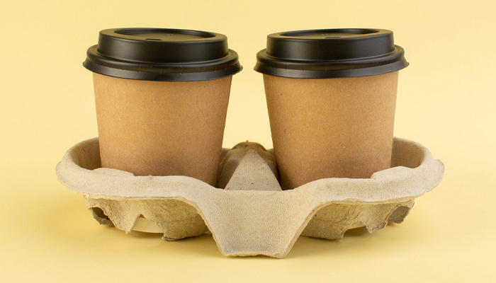 small coffee cups with lids