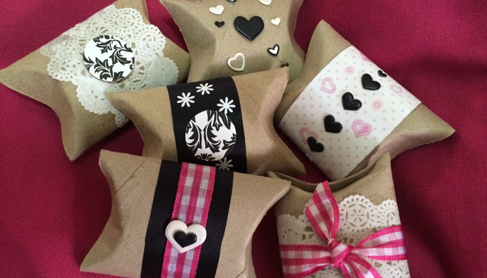 pillow gift box