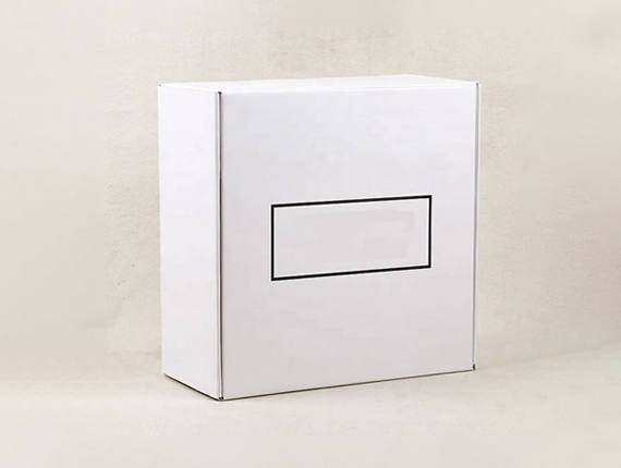 white cardboard mailing boxes