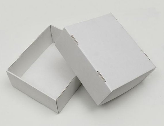 white kraft gift boxes